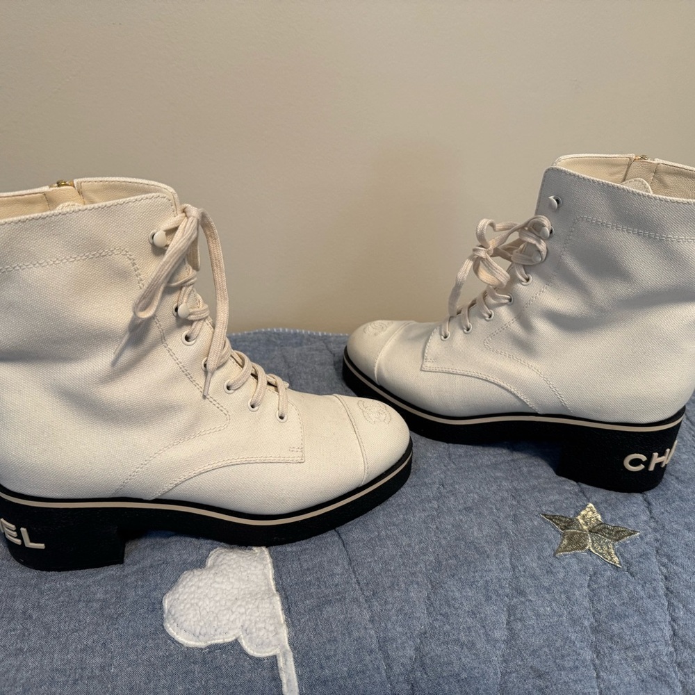 CHANEL Women's Cream Lace-Up Boots